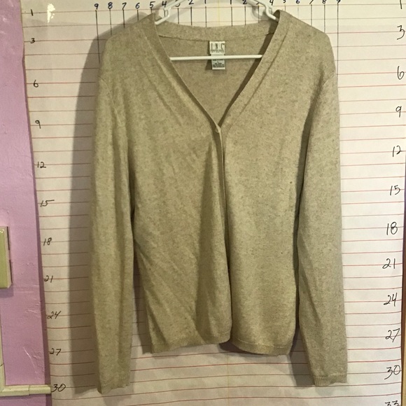 INC INTIMATES women’s 1 button sweater Lg, very Lt brown - Picture 1 of 6